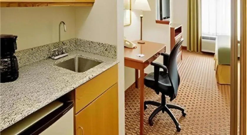 Holiday Inn Express Frackville Hotel By IHG