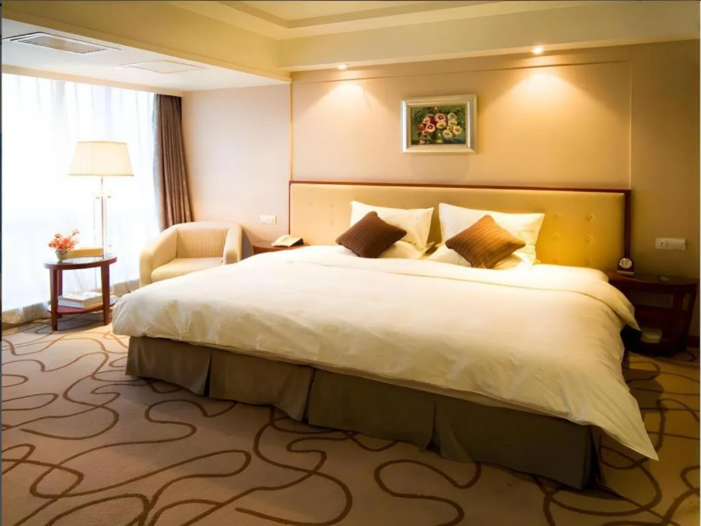 Bed in Nanchang Galactic Peace International Hotel