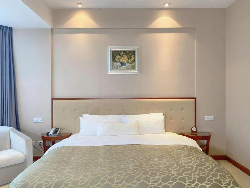 Bed in Nanchang Galactic Peace International Hotel