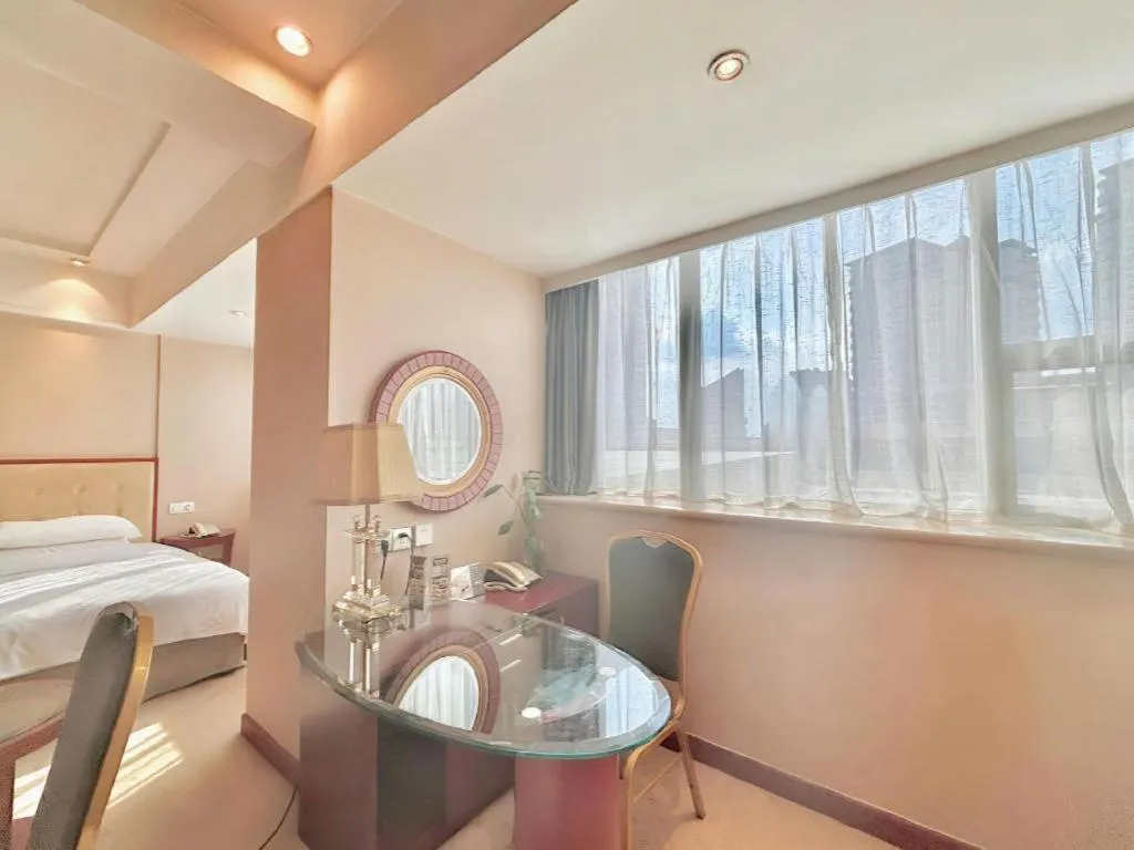 Bed in Nanchang Galactic Peace International Hotel