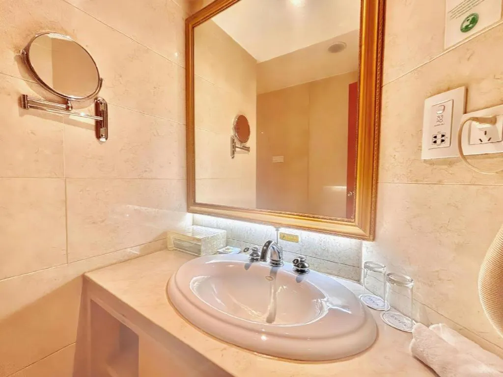 Nanchang Galactic Peace International Hotel