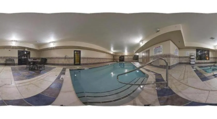 Holiday Inn Express Hotel & Suites Grand Island By IHG