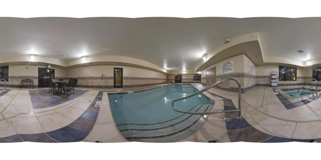 Holiday Inn Express Hotel & Suites Grand Island By IHG