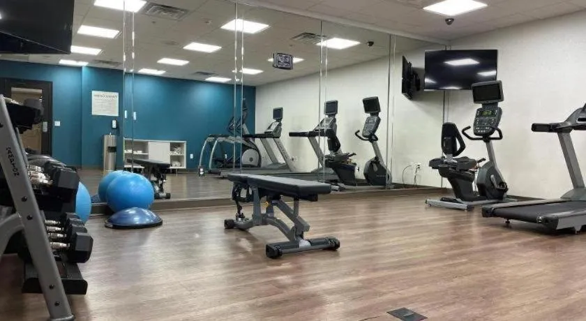 Holiday Inn Express Hotel & Suites Grand Island By IHG