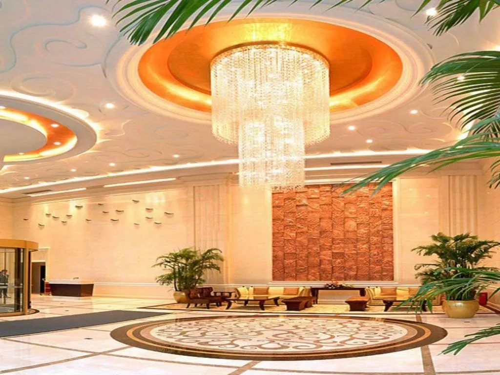 Golden Eagle Summit Hotel Downtown