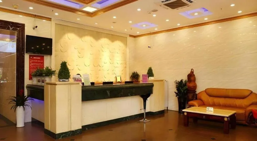 Sun Island Holiday Hotel