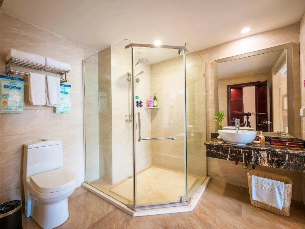 Sun Island Holiday Hotel