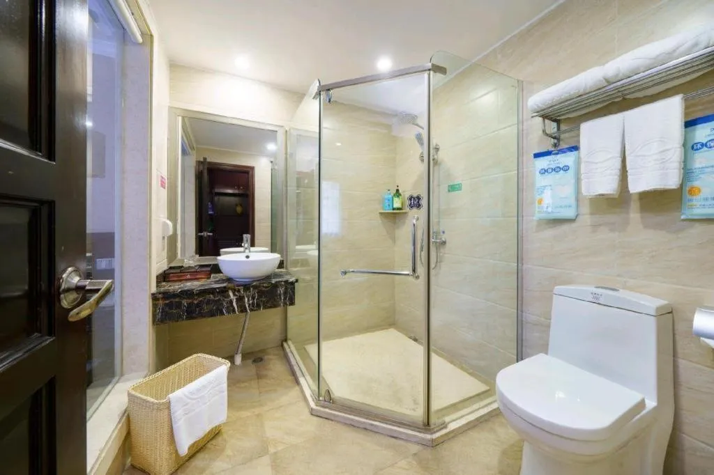 Sun Island Holiday Hotel