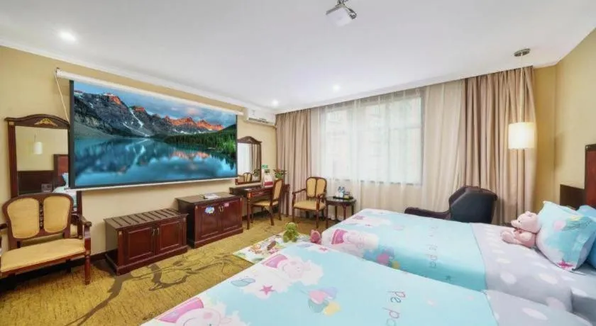 Bed in Sun Island Holiday Hotel