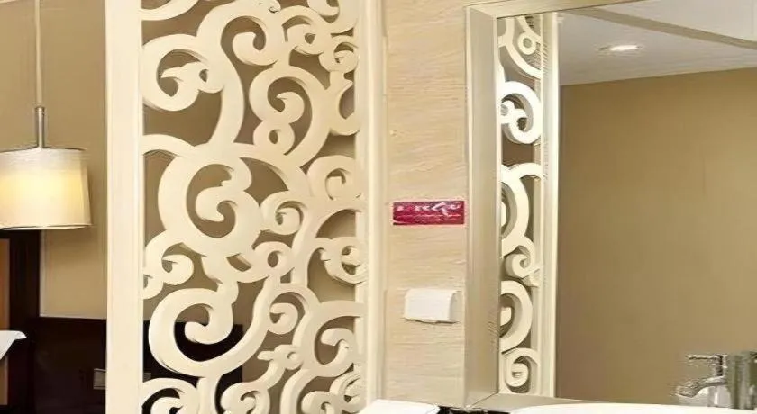 Sun Island Holiday Hotel