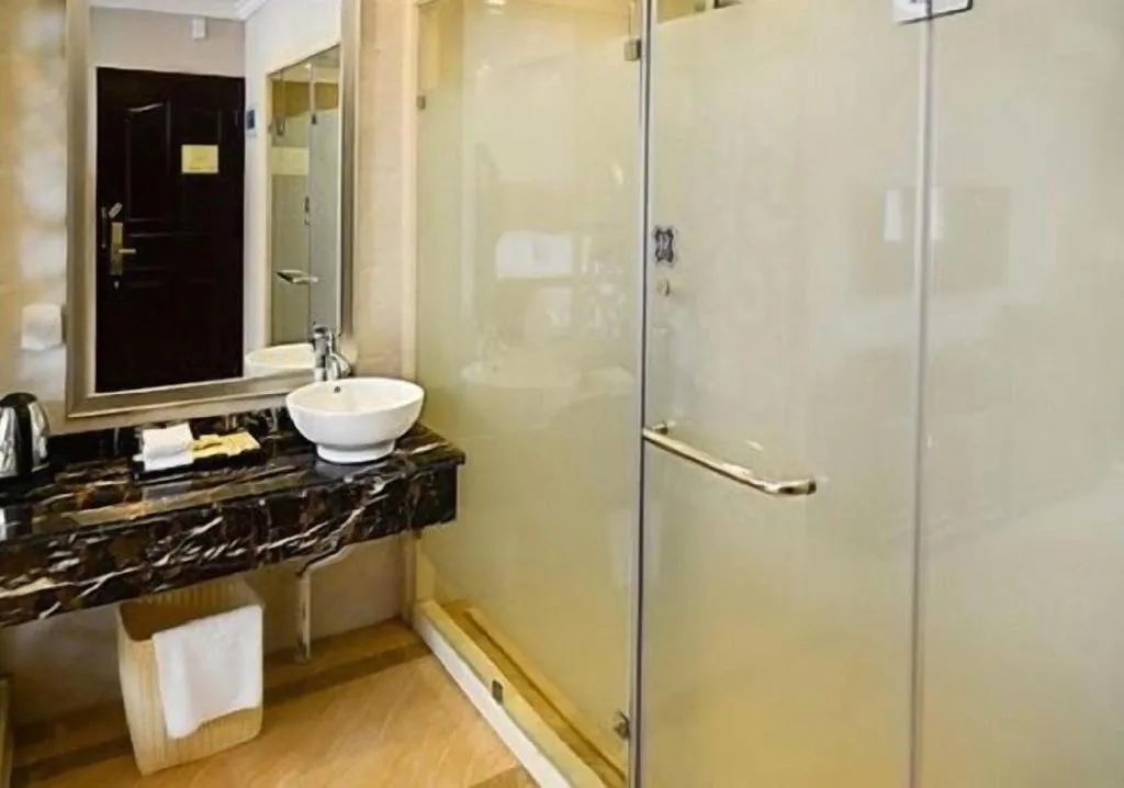 Sun Island Holiday Hotel