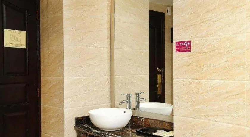 Sun Island Holiday Hotel