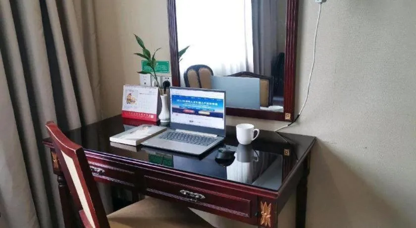 Sun Island Holiday Hotel