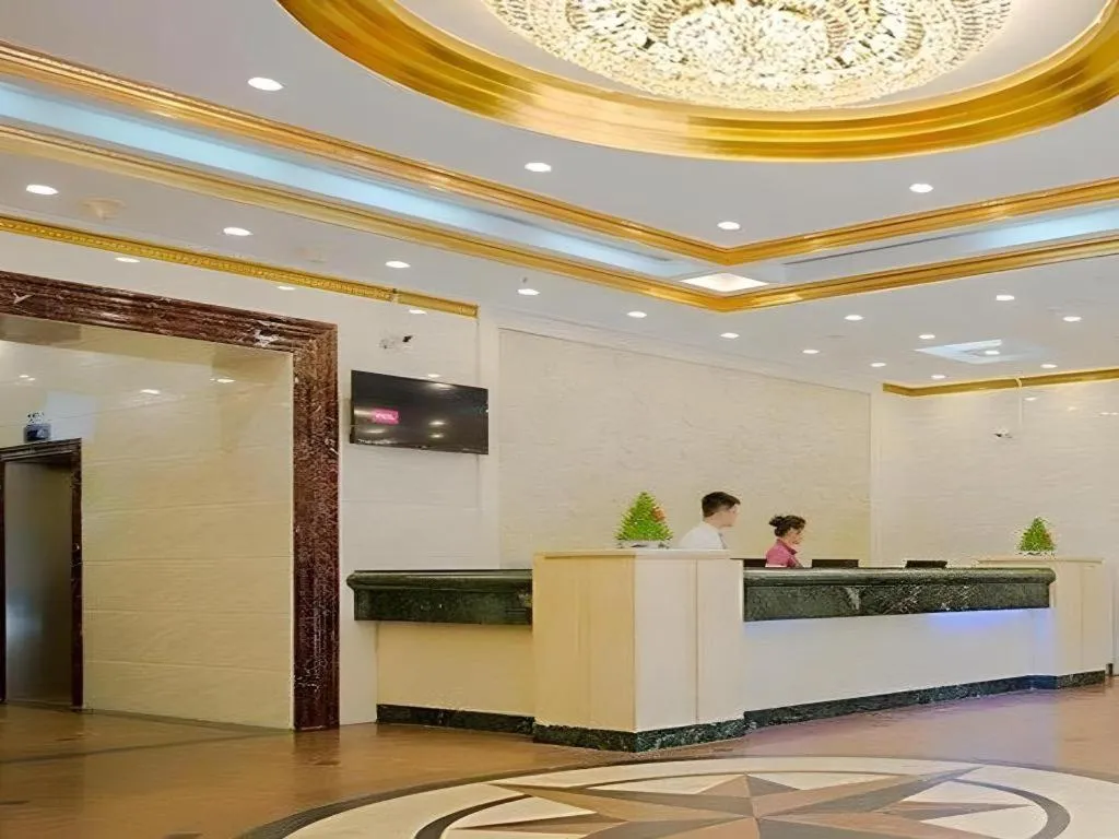 Sun Island Holiday Hotel