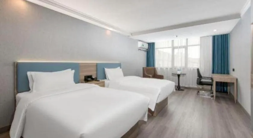 Bed in GreenTree Inn Hotel - Nantong Hongming Plaza