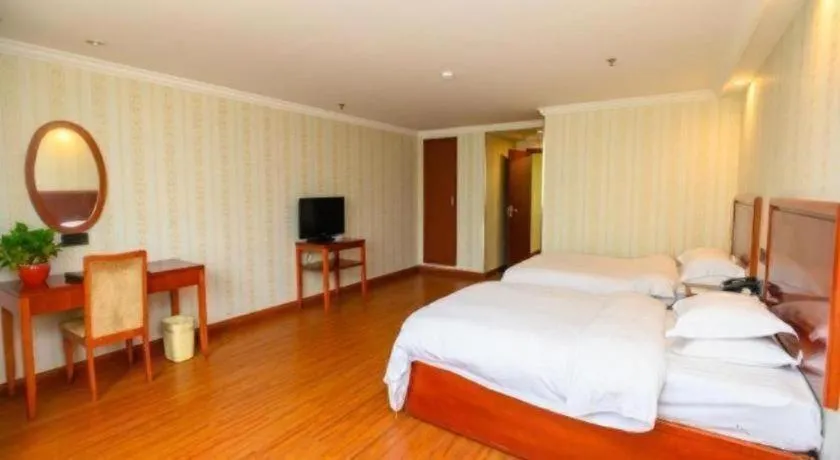 Bed in GreenTree Inn Hotel - Nantong Hongming Plaza