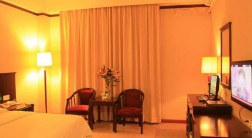 Bed in GreenTree Inn Zhongshan Nanlang Metro Station Branch