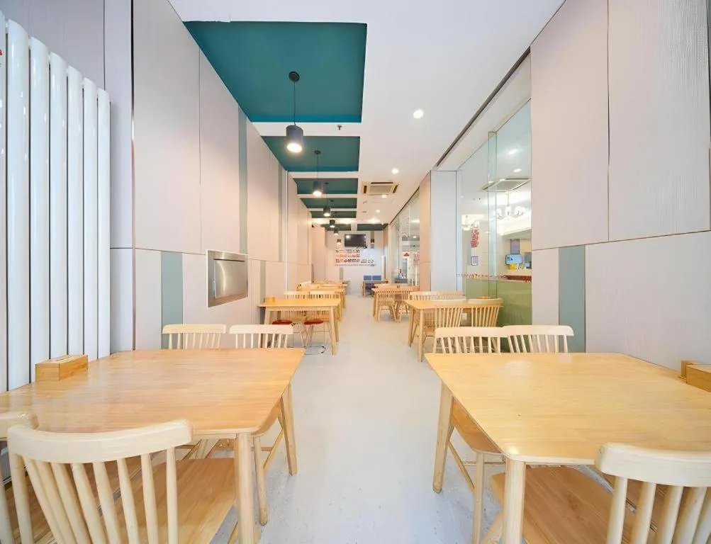 Jinjiang Inn Qingdao Wuxi Square Nanjing Road Metro Station