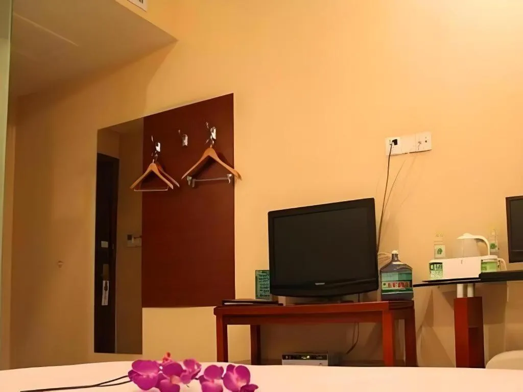 Bed in GreenTree Inn Jining Jianshe Road Hotel