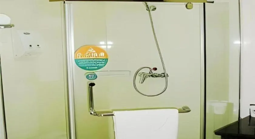 GreenTree Inn Jinan Daming Lake Hotel