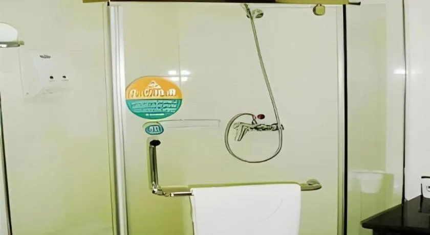 GreenTree Inn Jinan Daming Lake Hotel