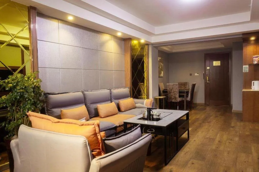 GreenTree Inn Jiuquan Century Plaza Hotel