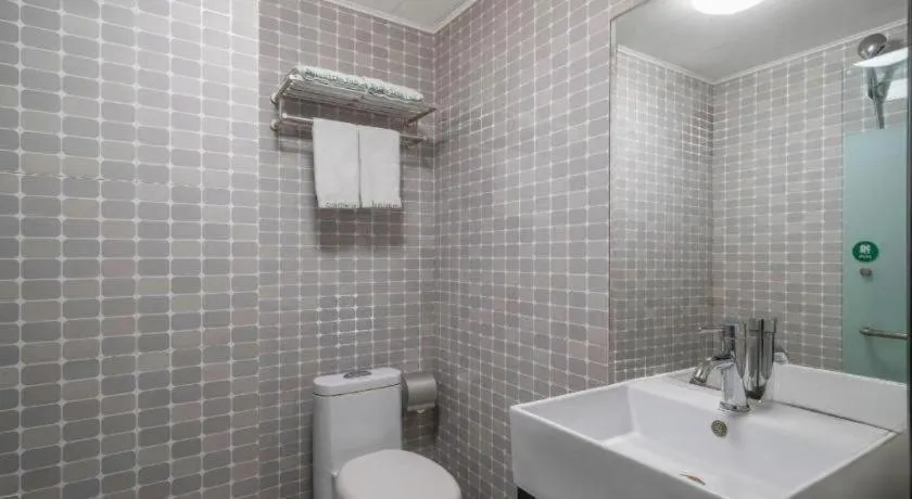 GreenTree Inn Yantai Xingfu Road Marina Plaza Express Hotel