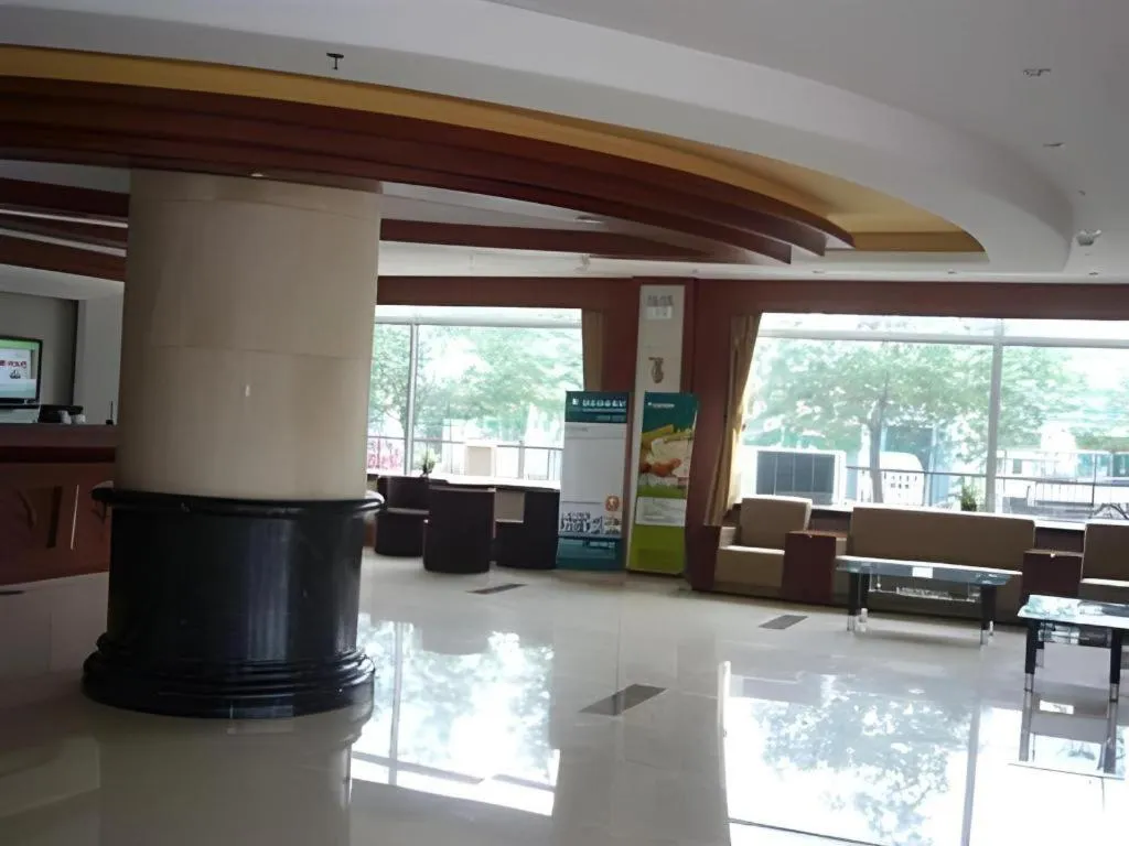 GreenTree Inn Yantai Xingfu Road Marina Plaza Express Hotel