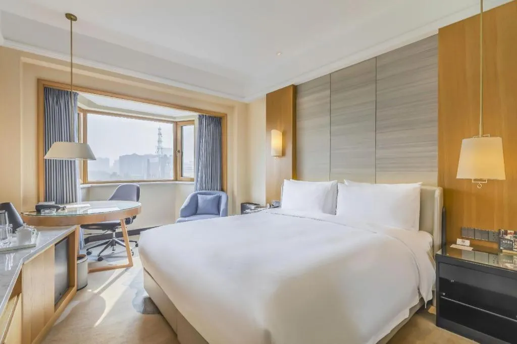 Bed in Shijiazhuang International Building Hotel