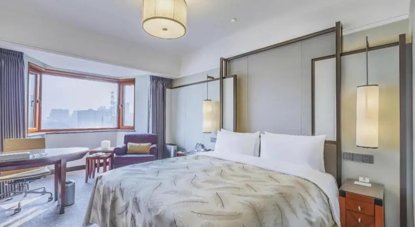 Bed in Shijiazhuang International Building Hotel