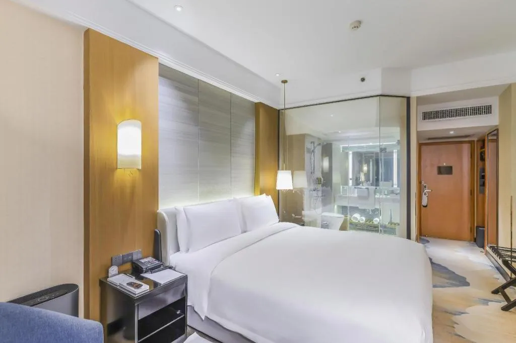 Bed in Shijiazhuang International Building Hotel