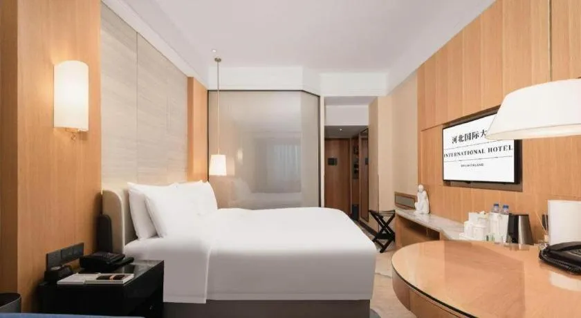 Bed in Shijiazhuang International Building Hotel