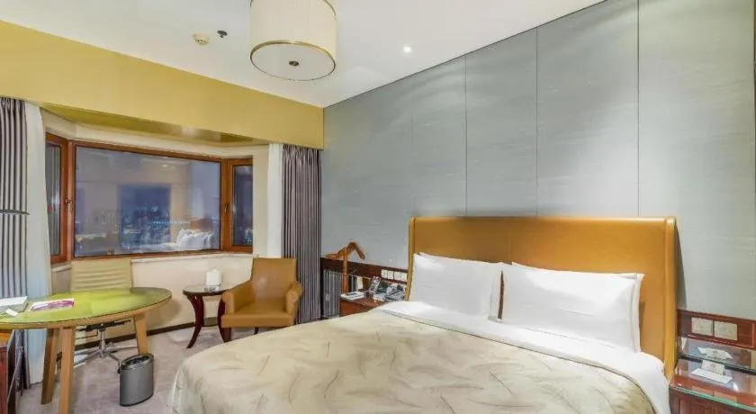 Bed in Shijiazhuang International Building Hotel