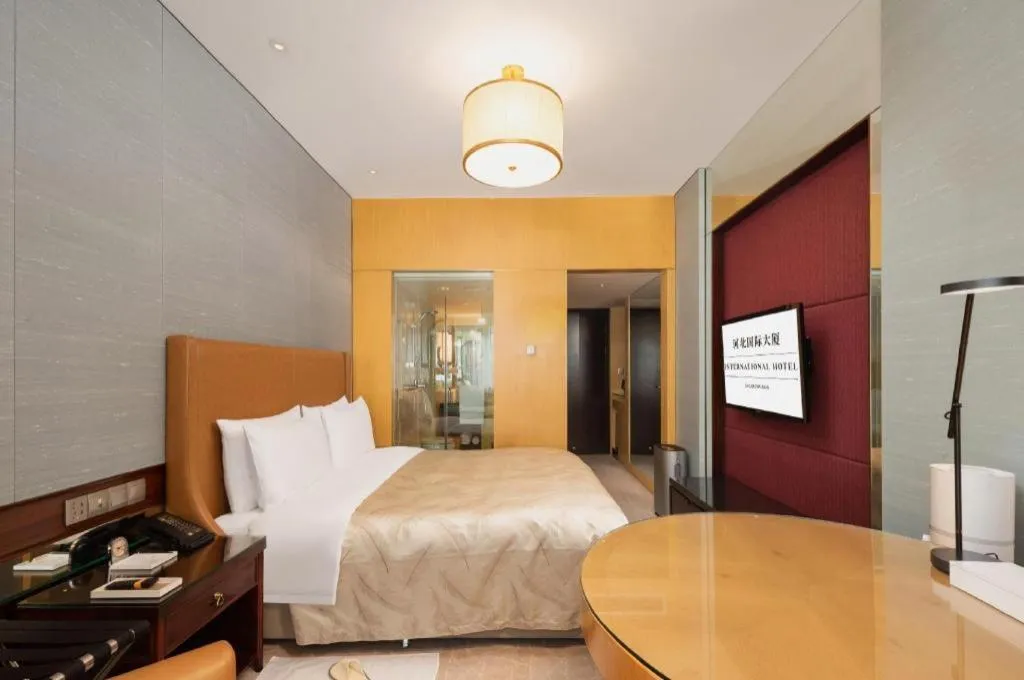 Bed in Shijiazhuang International Building Hotel