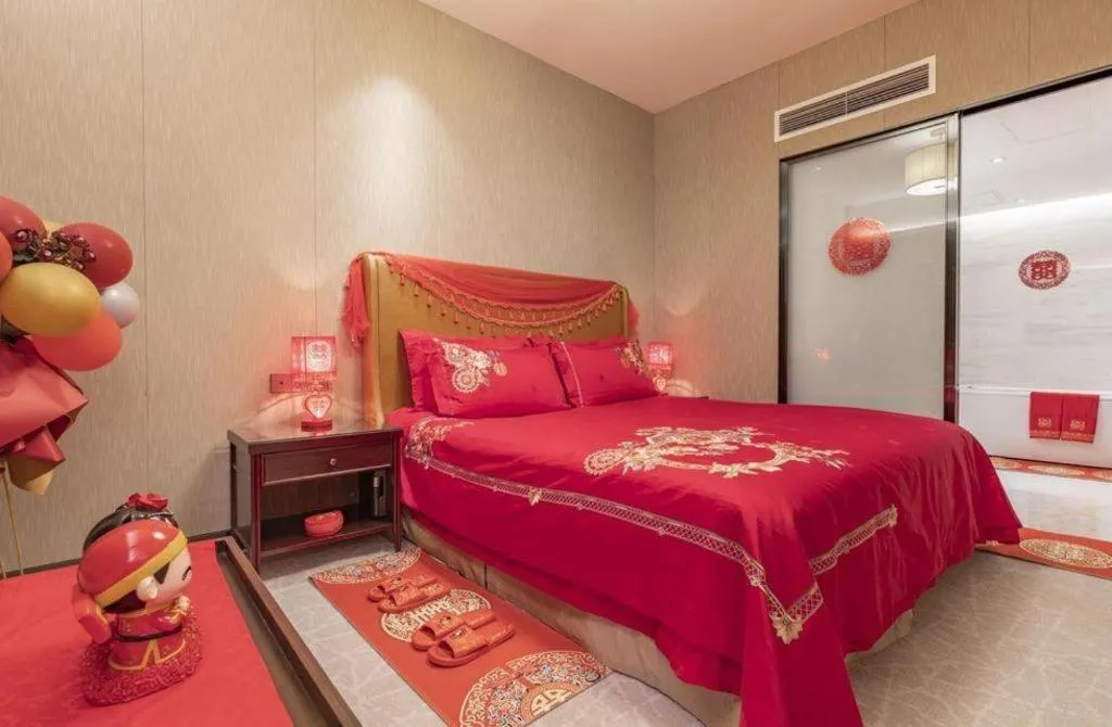 Bed in Shijiazhuang International Building Hotel