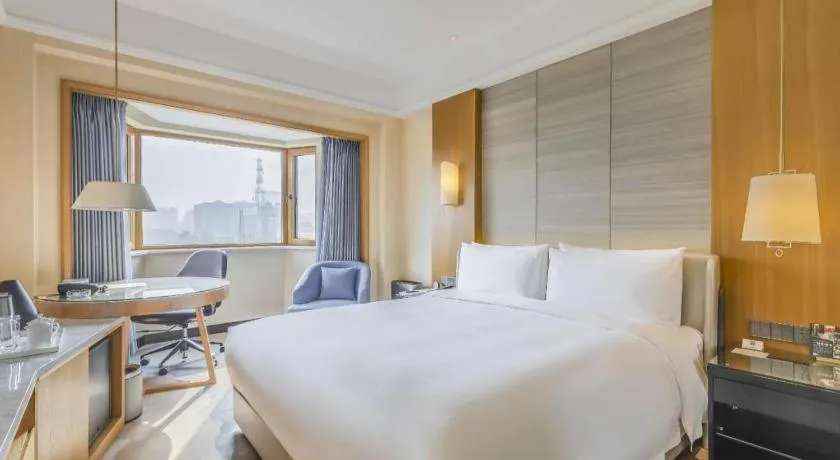 Bed in Shijiazhuang International Building Hotel