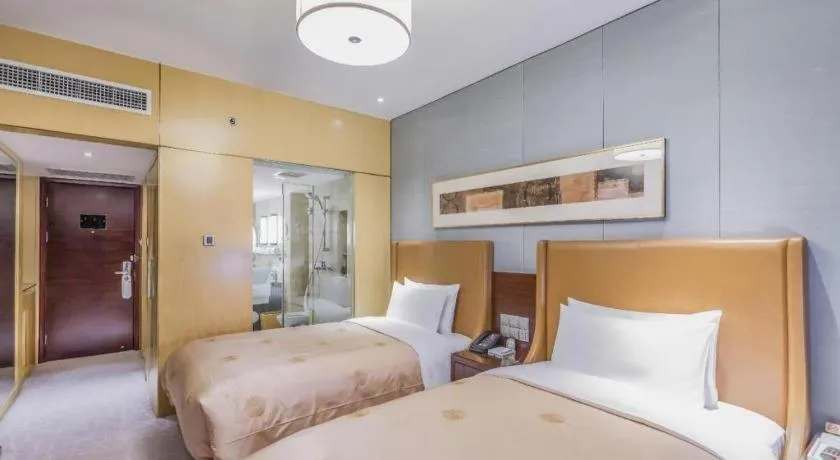 Bed in Shijiazhuang International Building Hotel