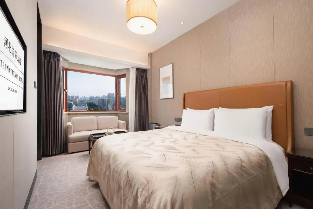 Bed in Shijiazhuang International Building Hotel