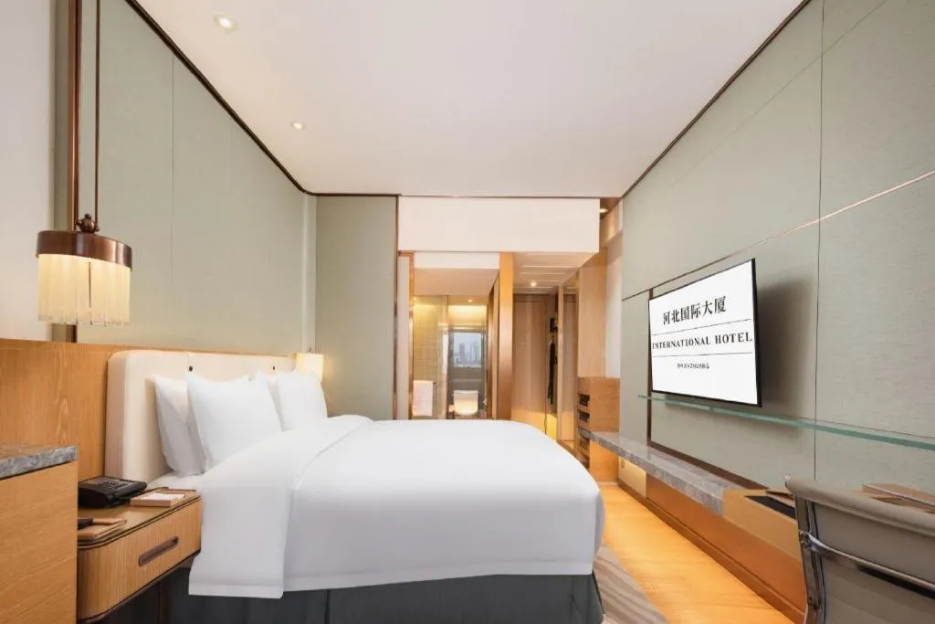 Bed in Shijiazhuang International Building Hotel