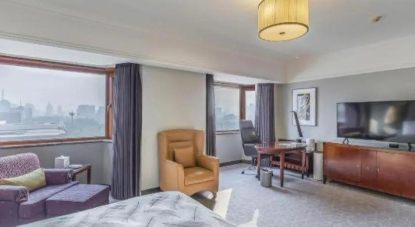 Shijiazhuang International Building Hotel