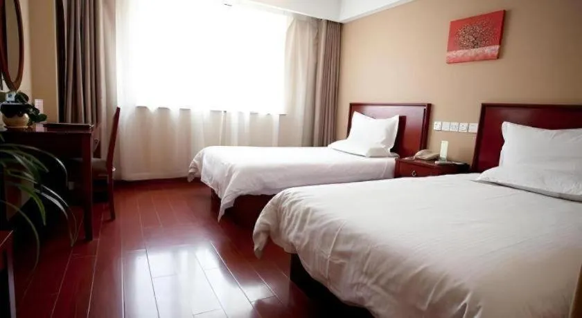 Bed in GreenTree Inn Rizhao Haiqu East Road Hotel