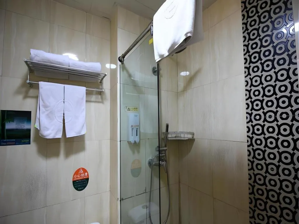 GreenTree Inn Rizhao Haiqu East Road Hotel