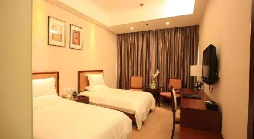 Bed in GreenTree Inn Rizhao Haiqu East Road Hotel