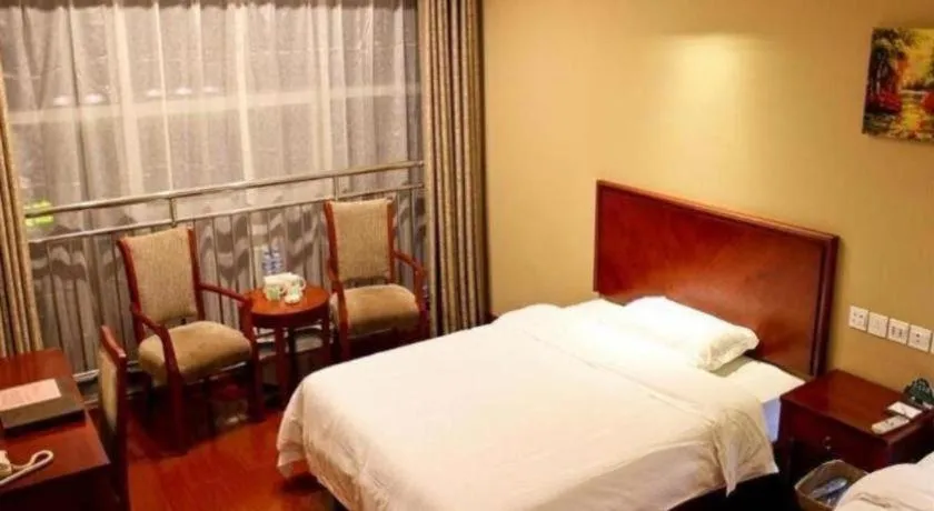 Bed in GreenTree Inn Rizhao Haiqu East Road Hotel