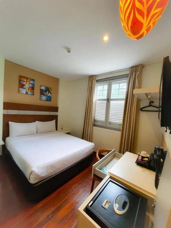 Bed in The Keong Saik Hotel