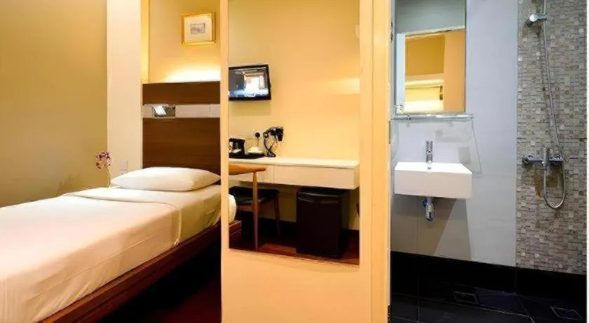 Bed in The Keong Saik Hotel