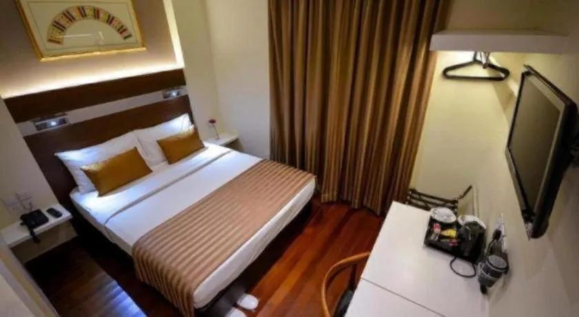 Bed in The Keong Saik Hotel