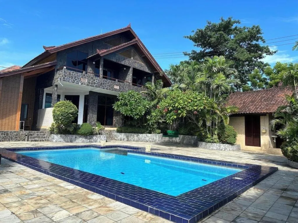 Tulamben Wreck Divers Resort & Restaurant