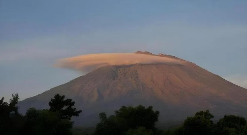 Tulamben Wreck Divers Resort & Restaurant