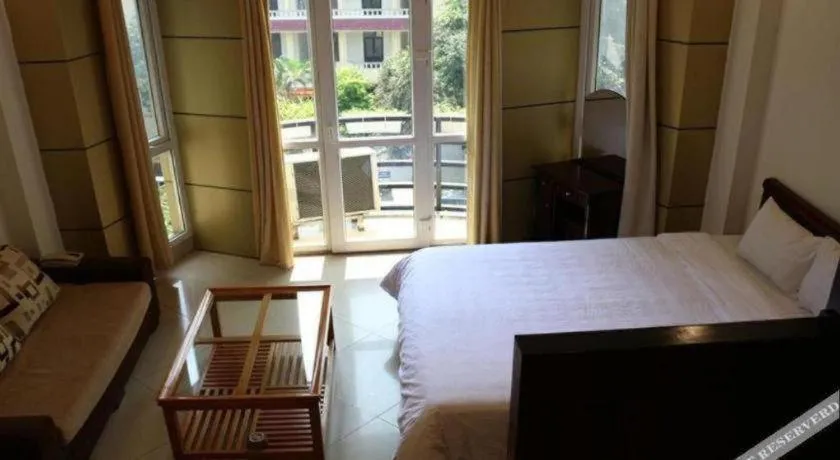 Bed in Dom's Residence & Hotel Hanoi